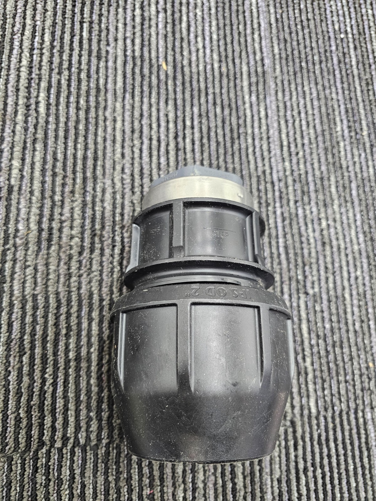 IPS OD 2 PVCI D2467 Compression End Cap Connector Black 6-3/8″ x 3″