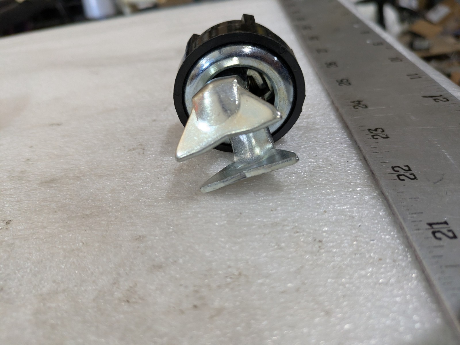 Gould 32-007G Fuse Clip Clamp Size 3 600A 250/600V /ORDER