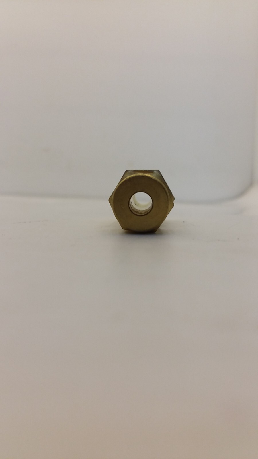 DKLOK DMC6-8N-S STEEL COMPRESSION CONNECTOR 3/8INCH BY 1/2INCH NNB