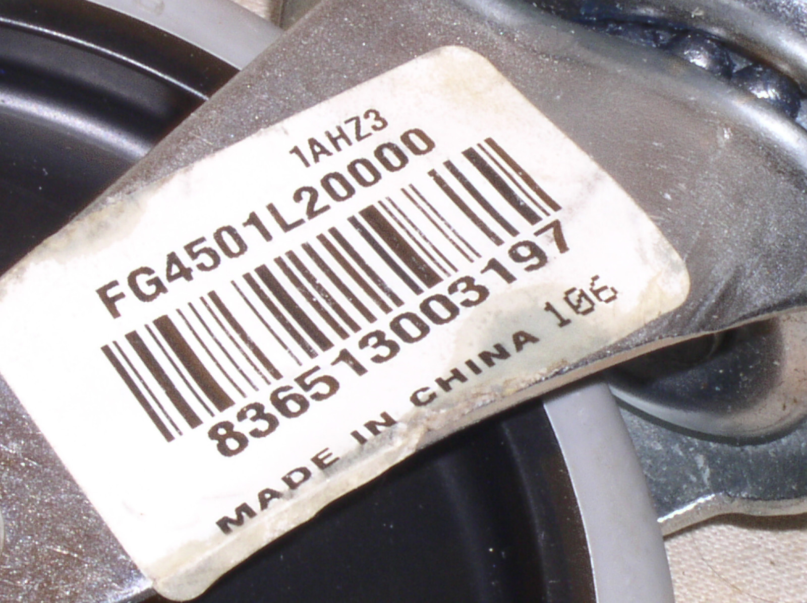 NEW RUBBERMAID COMMERCIAL PRODUCTS FG4501L20000 SWIVEL CASTOR FAULTLESS F1 1AHZ3