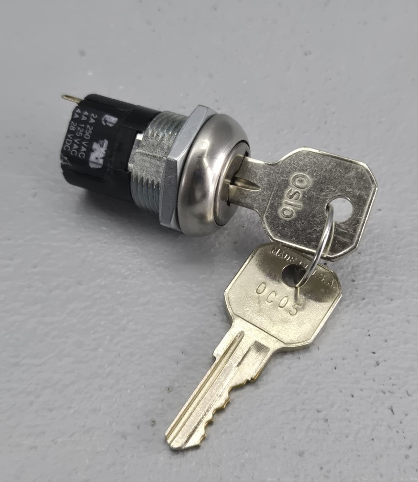 OSLO Key switch DPDT 2 position 2 Amp NOS