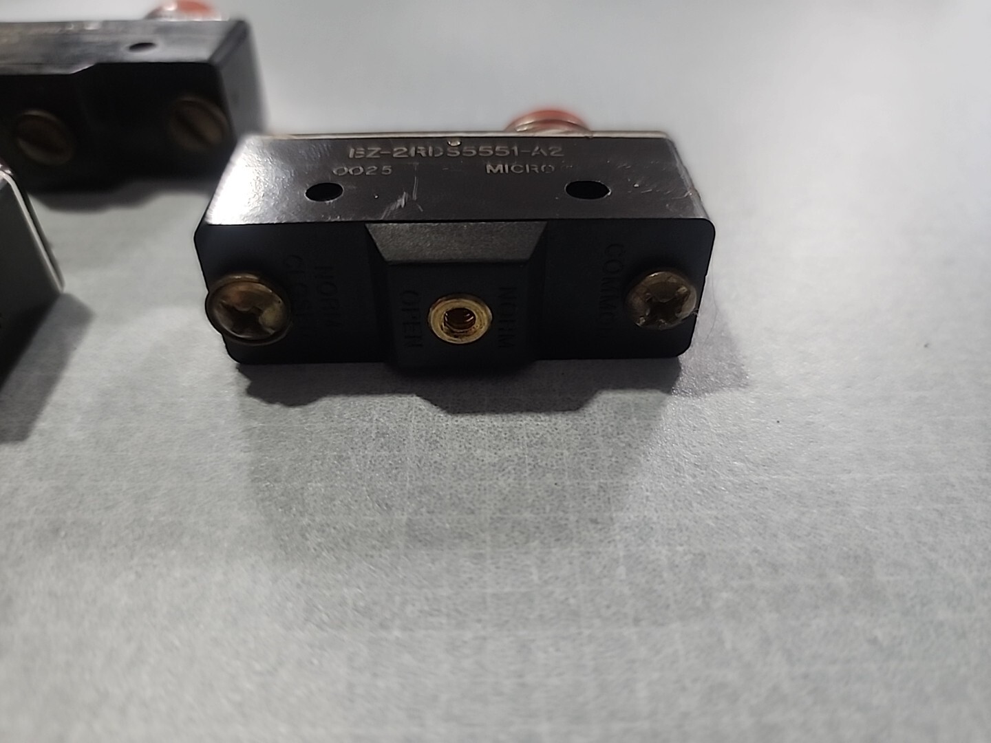 NEW Lot (3) Honeywell BZ-2RDS5551-A2 MICRO SWITCH: BZ Series