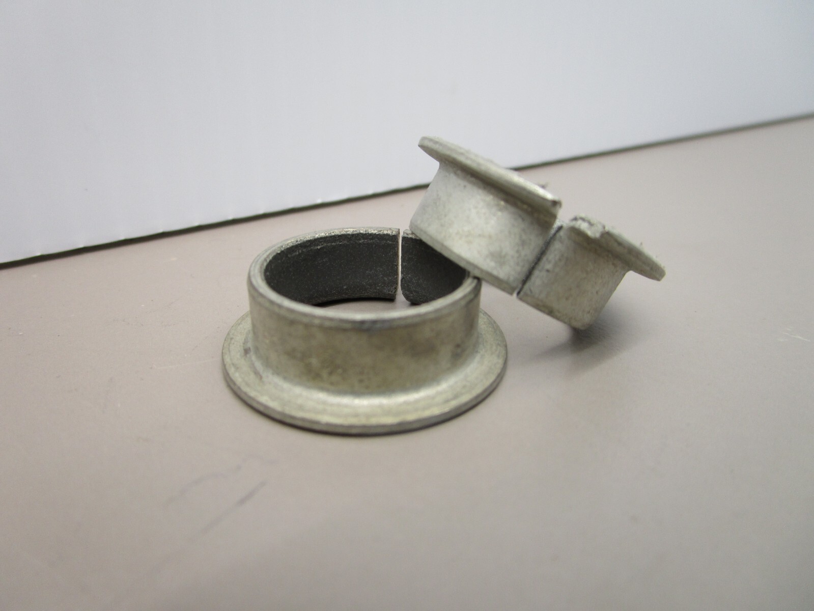x2 Braun Access Lift 24011 Flange Bearing 3/4″ x 3/8″