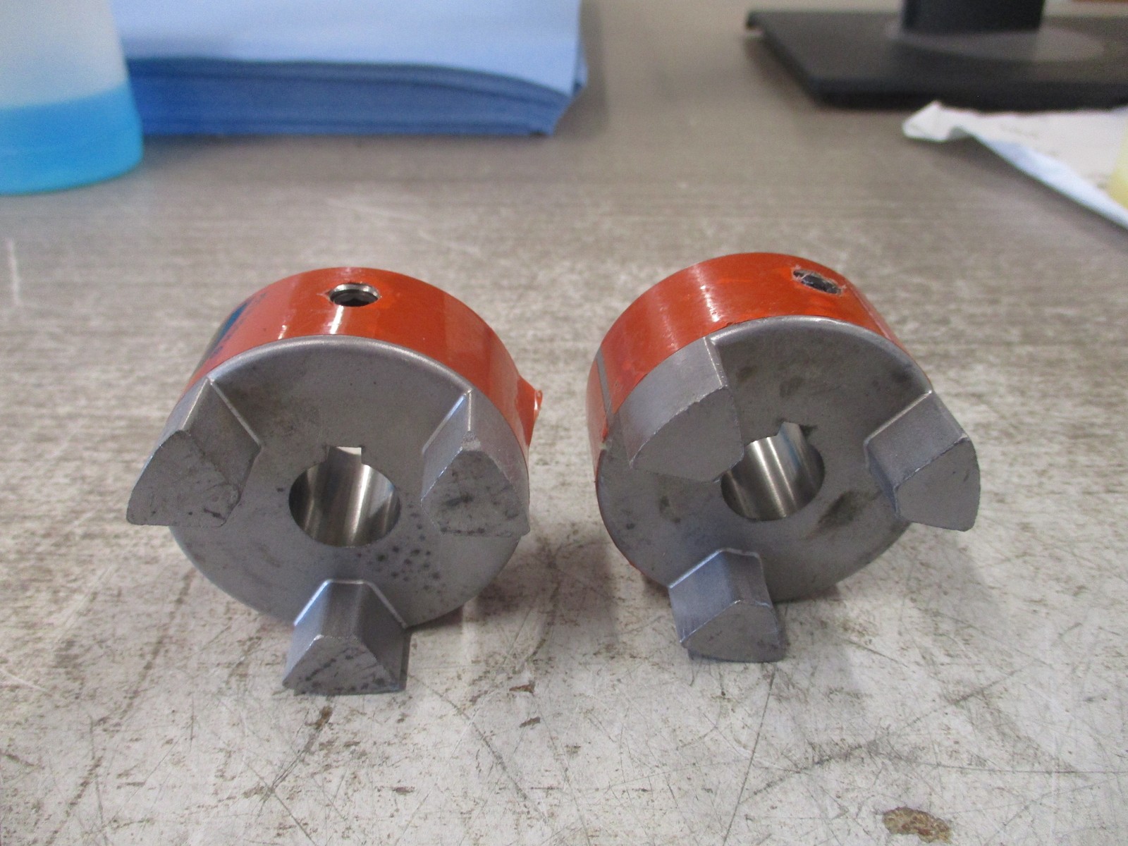 Lovejoy L-Jaw Hub L-095 Bore: 0.625″ *Lot of 2* Used