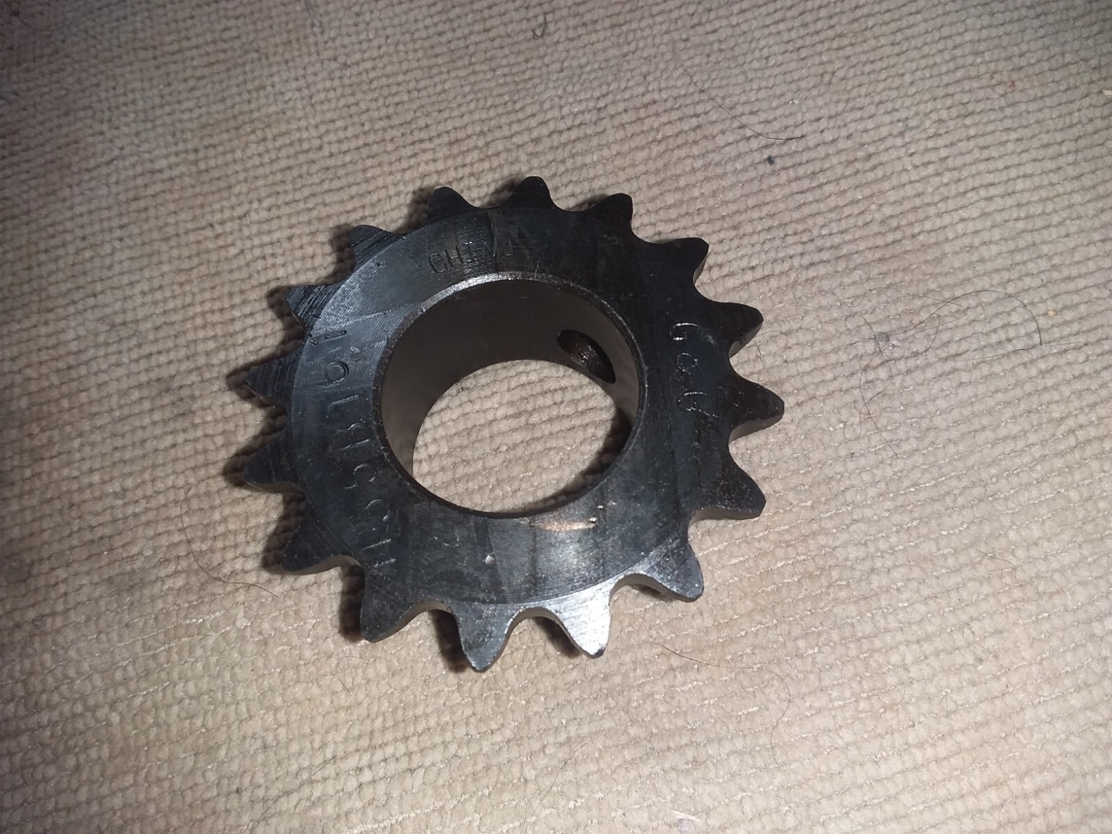 H35B16-1″ 1 Inch Shaft Round Bore Sprocket # 35 Roller Chain 16 Tooth