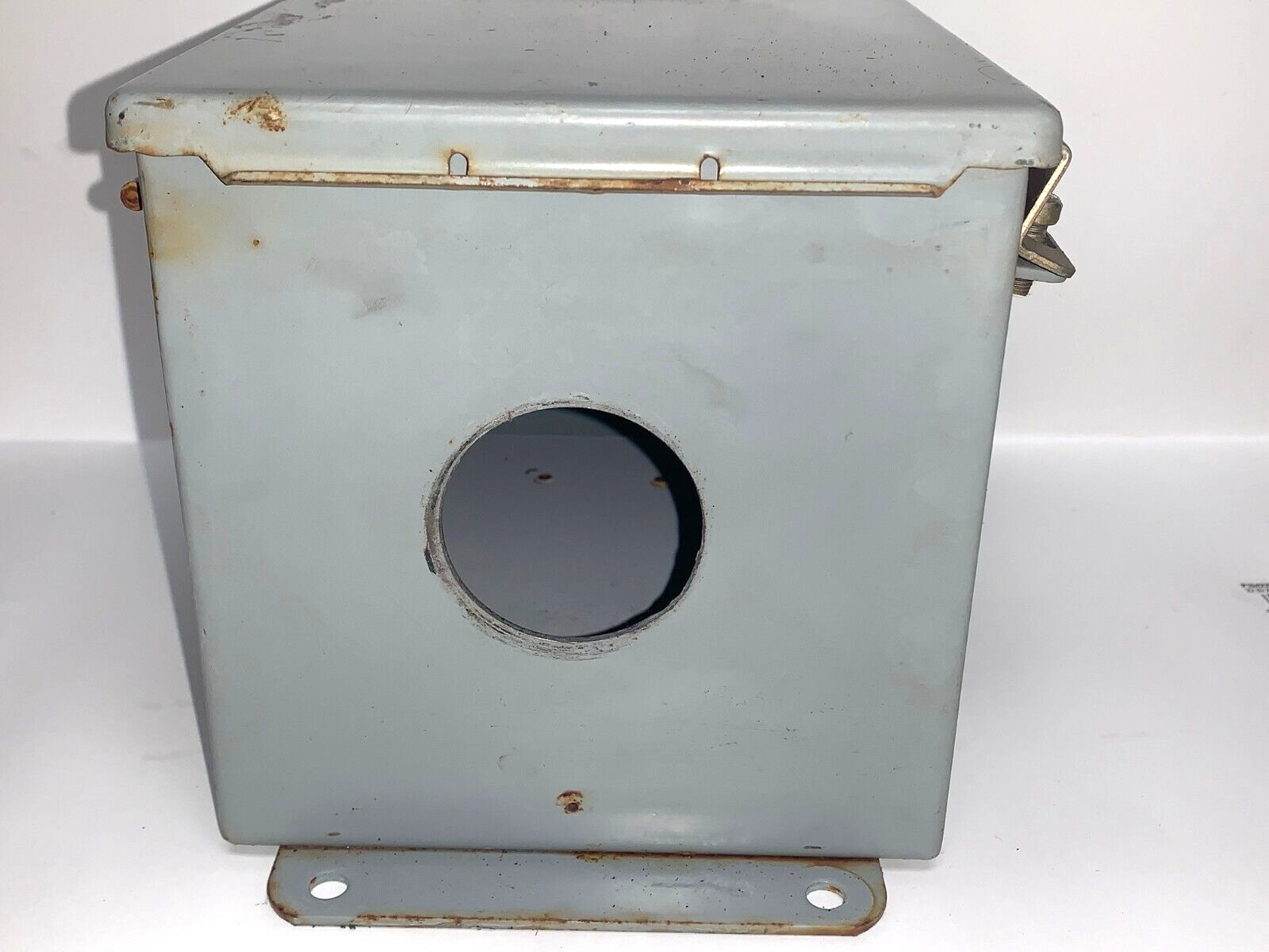 HOFFMAN ELECTRICAL ENCLOSURE A-8066CH TYPE 12,13 STEEL 2″ PORT 8″ X 6″ X 6″ OAL
