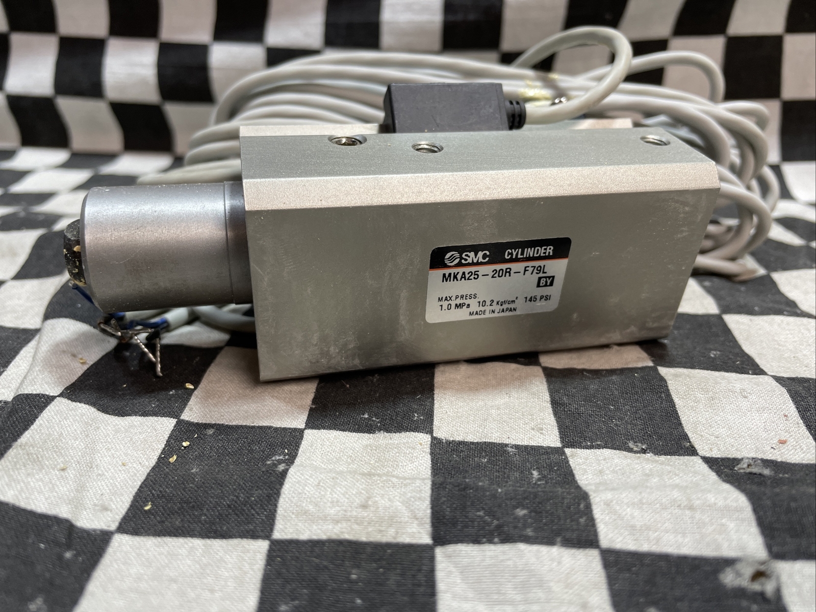 SMC ROTARY CLAMP, MKA25-20R-F79L, D-F79, MKA2520RF79L, SHIPSAMEDAY#1542K