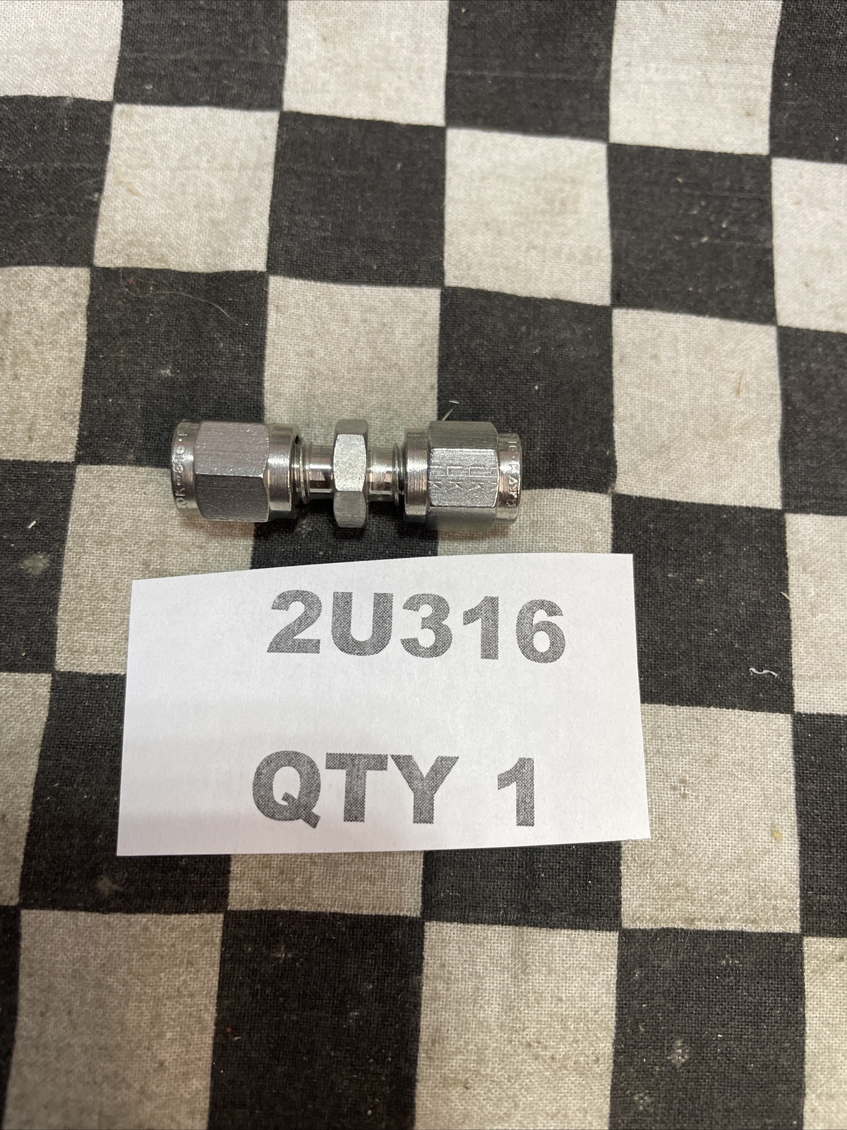 HOKE 2CF2316 & 2U316, FEMALE ADAPTER & UNION 1/8″, LOT OF 3 SHIPSAMEDAY#J21
