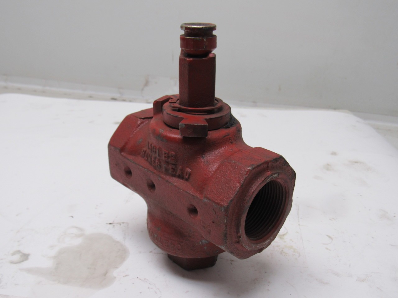 Homestead Fig 611 1-1/2″ NFPT Lubricated Valve 150 SWP 200 OWG