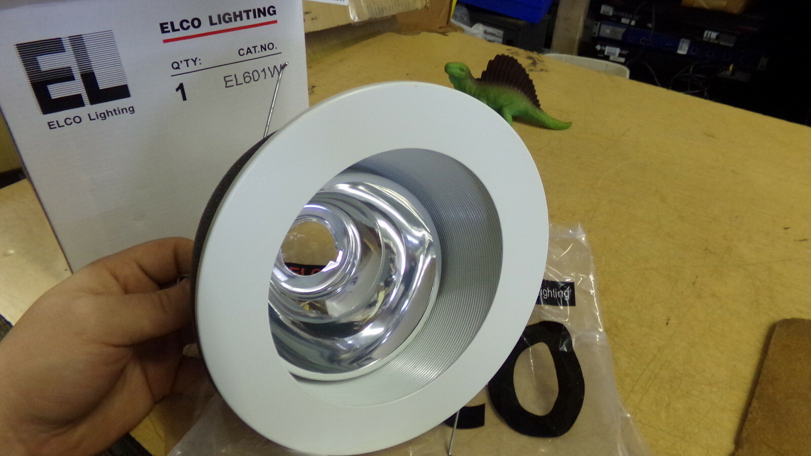 NEW Elco Lighting EL601W *Free Shipping*