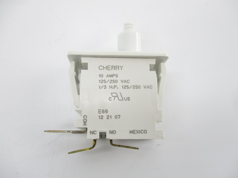 CHERRY 122107 E69 125/250VAC 10A NSNP