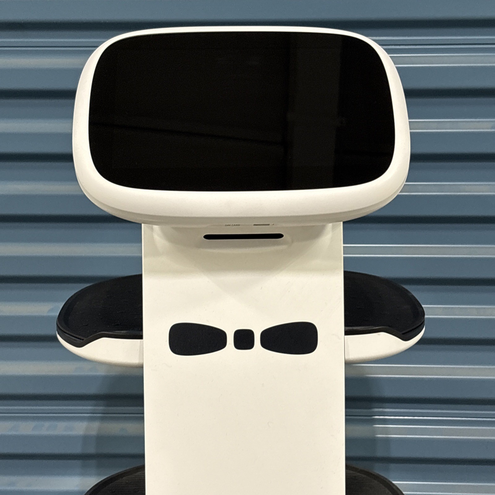 Keenon Dinerbot T8 – Personal Assistant Service Robot