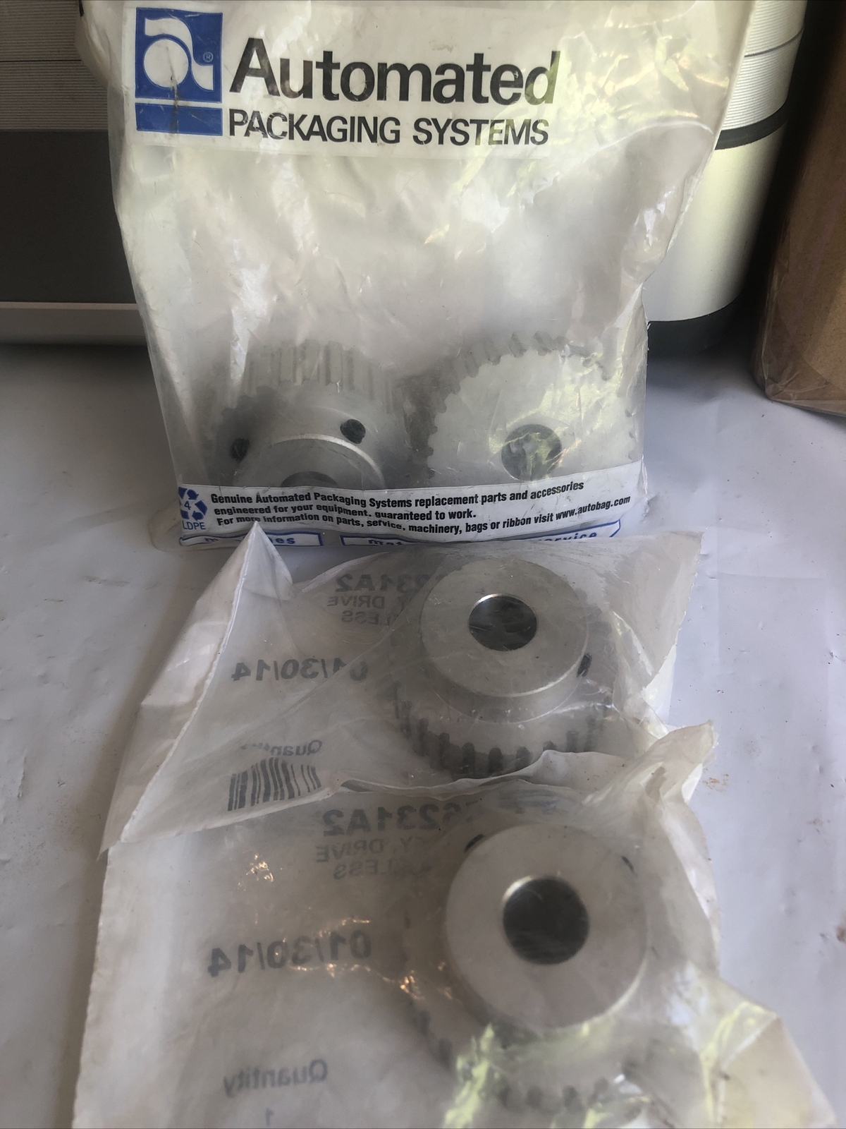LOT OF 4 NEW AUTOMATED PACKAGING SYSTEMS 56231A2 PULLEY, DRIVE FLANGELESS