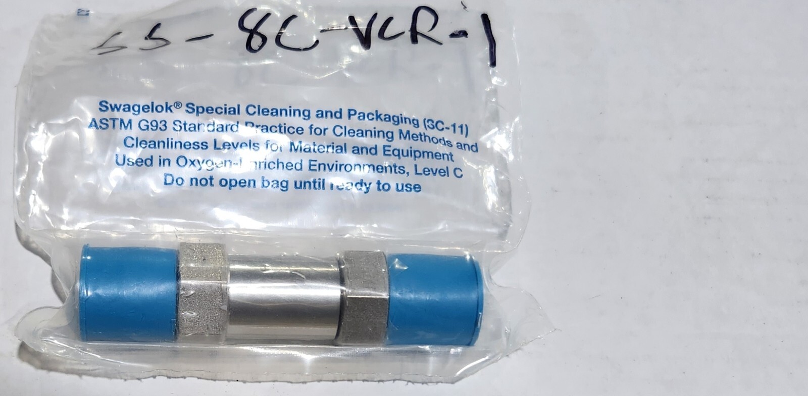 NEW SS-8C-VCR-1 Swagelok POPPET CHECK VALVE 1PSIG 1/2 IN VCR FACE SEAL Fitting