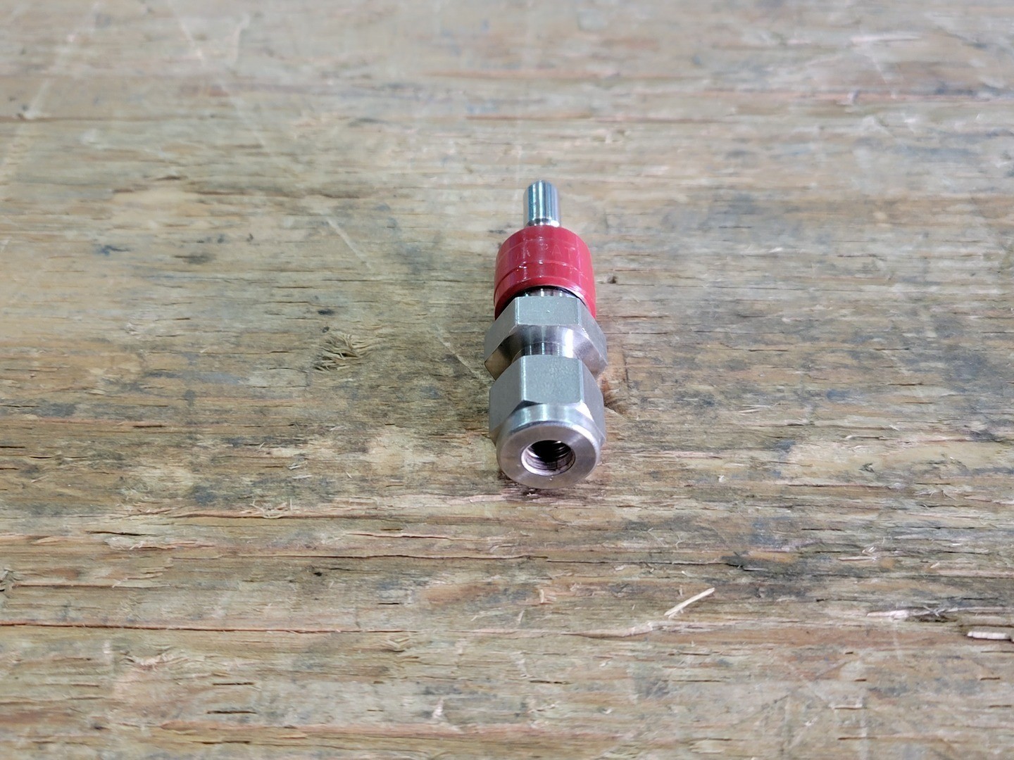Swagelok SS-QC4-D-400 1/4″, Straight-Connector, FPT – Pipefittings