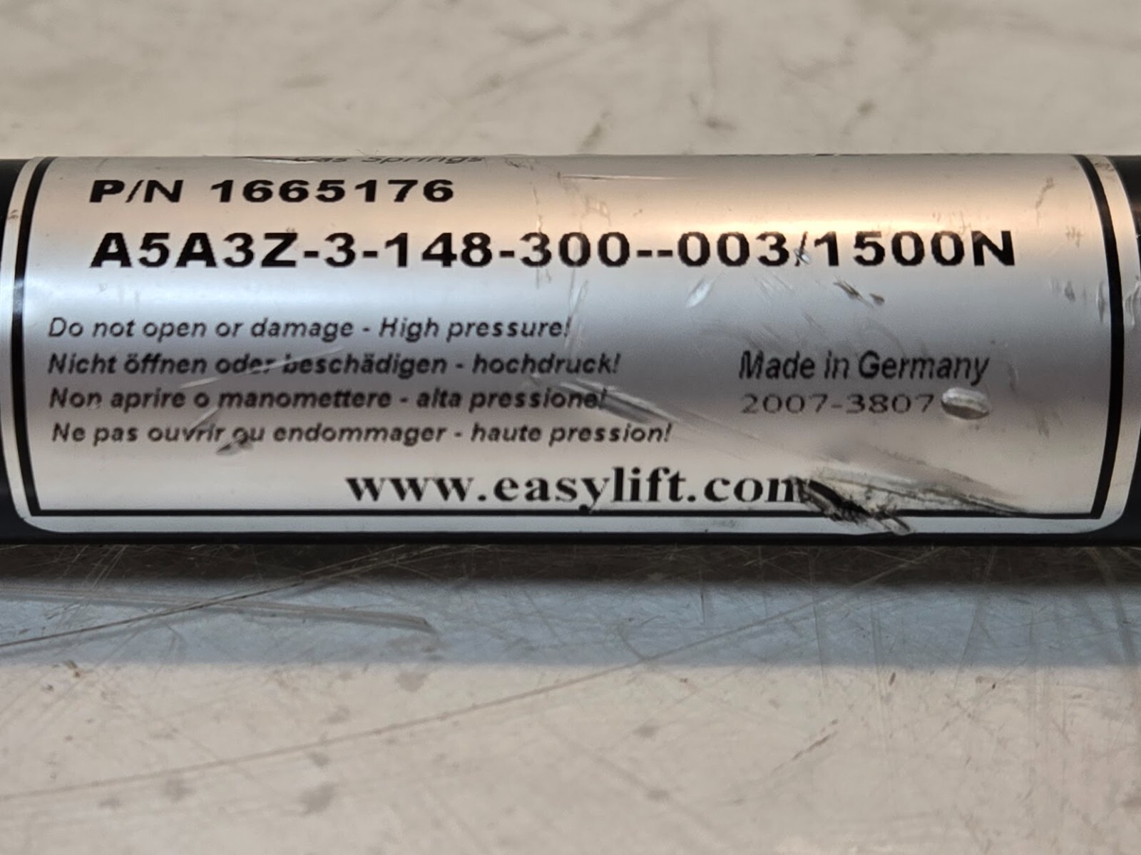 Easylift Gas Springs 1665176 | A5A3Z-3-148-300–003/1500N | 1500N Spring Force