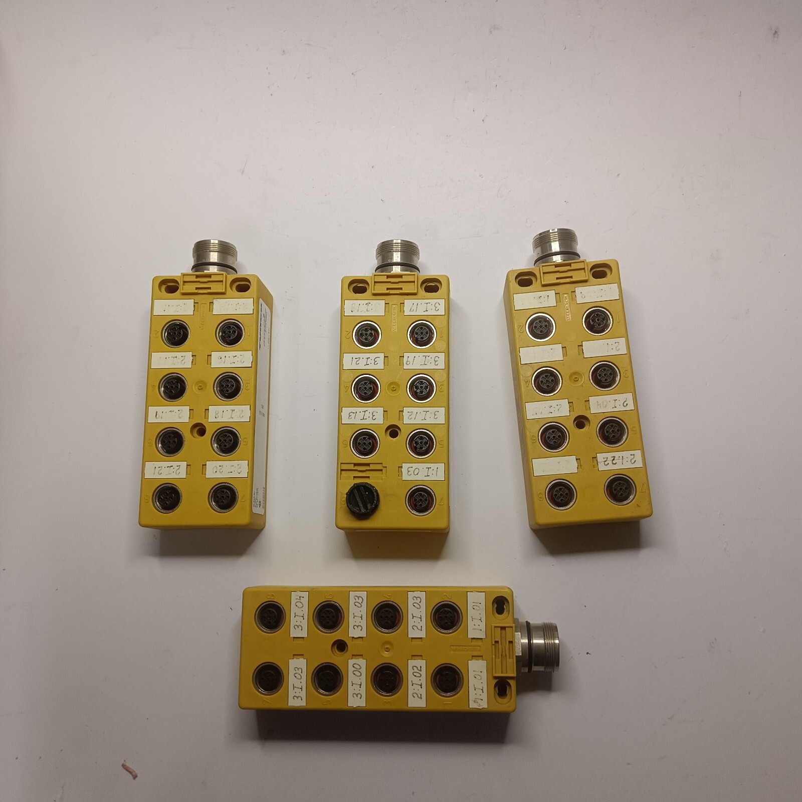 Turck ESCHA VB 80-CS12 Multi box 8-Port Actuator and Sensor Junction box U7031