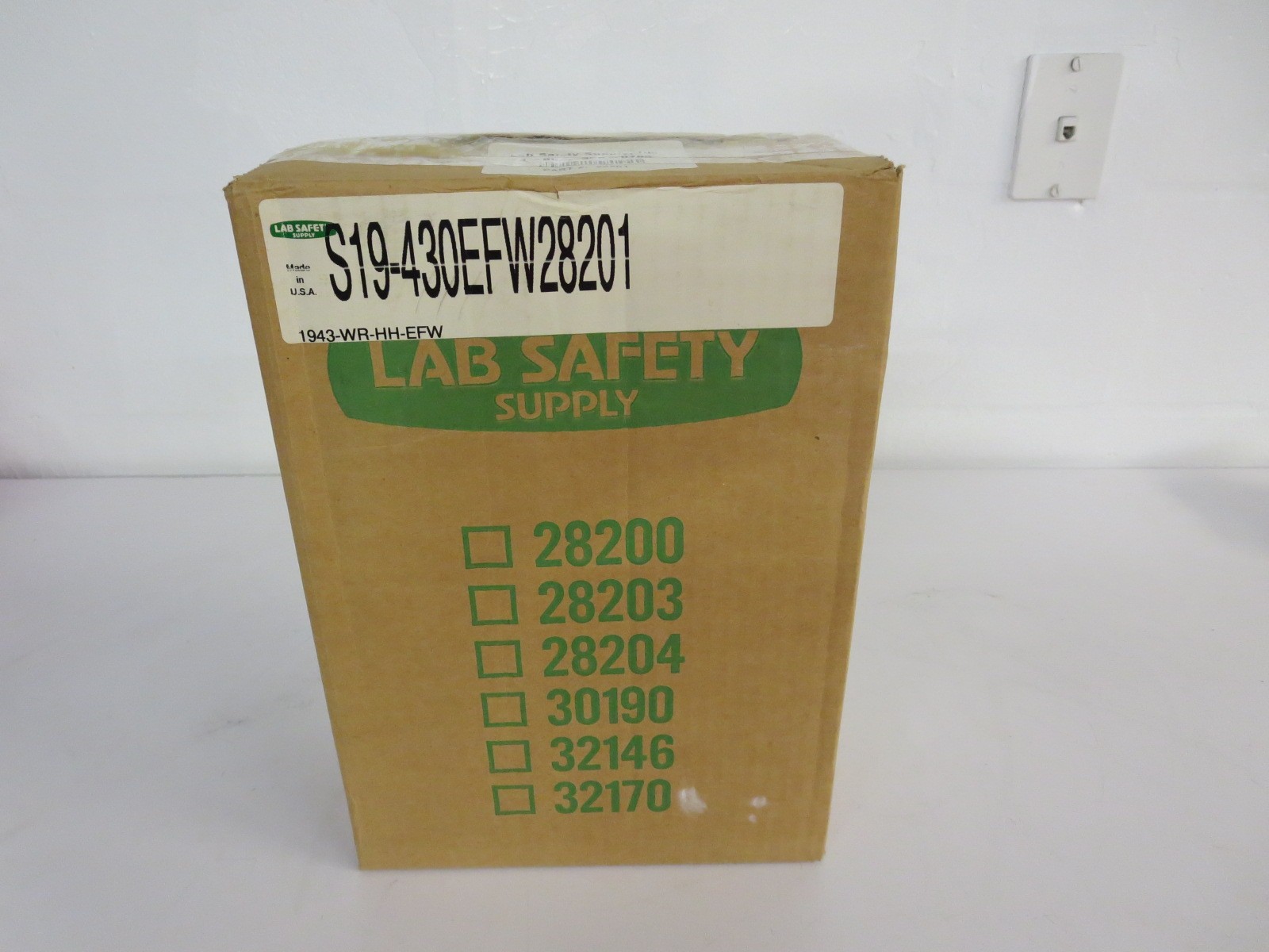 LAB SAFETY SUPPLY S19-430EFW28201 Eyewash Hand-Held Drench Hose; Hand Held