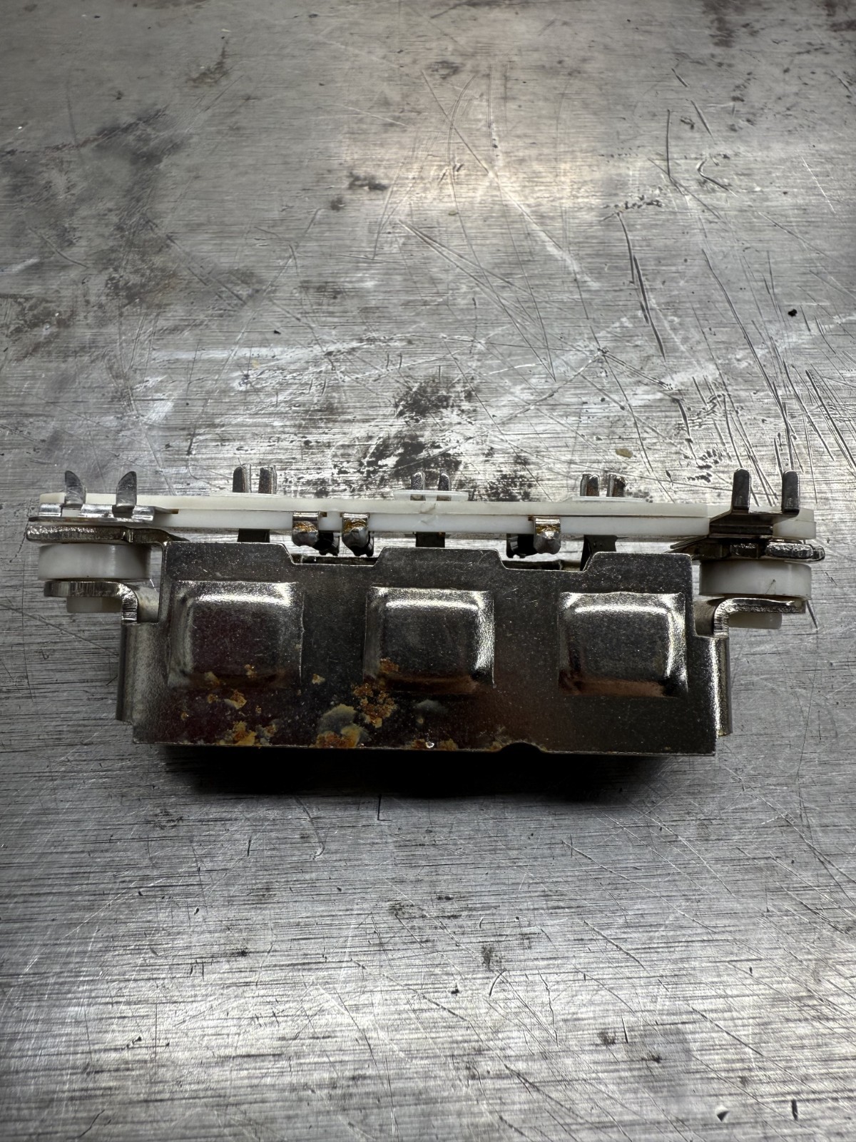 (NEW) Wai Alternator Rectifier 31-8314 / R8-970