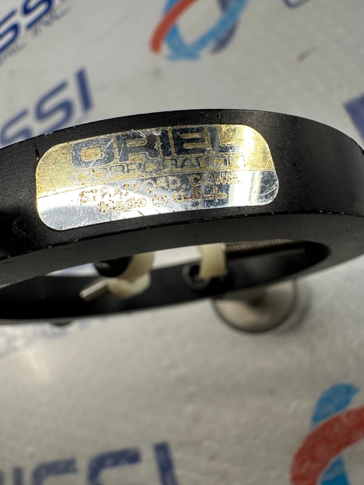 Oriel Rod Mount Optical Holder