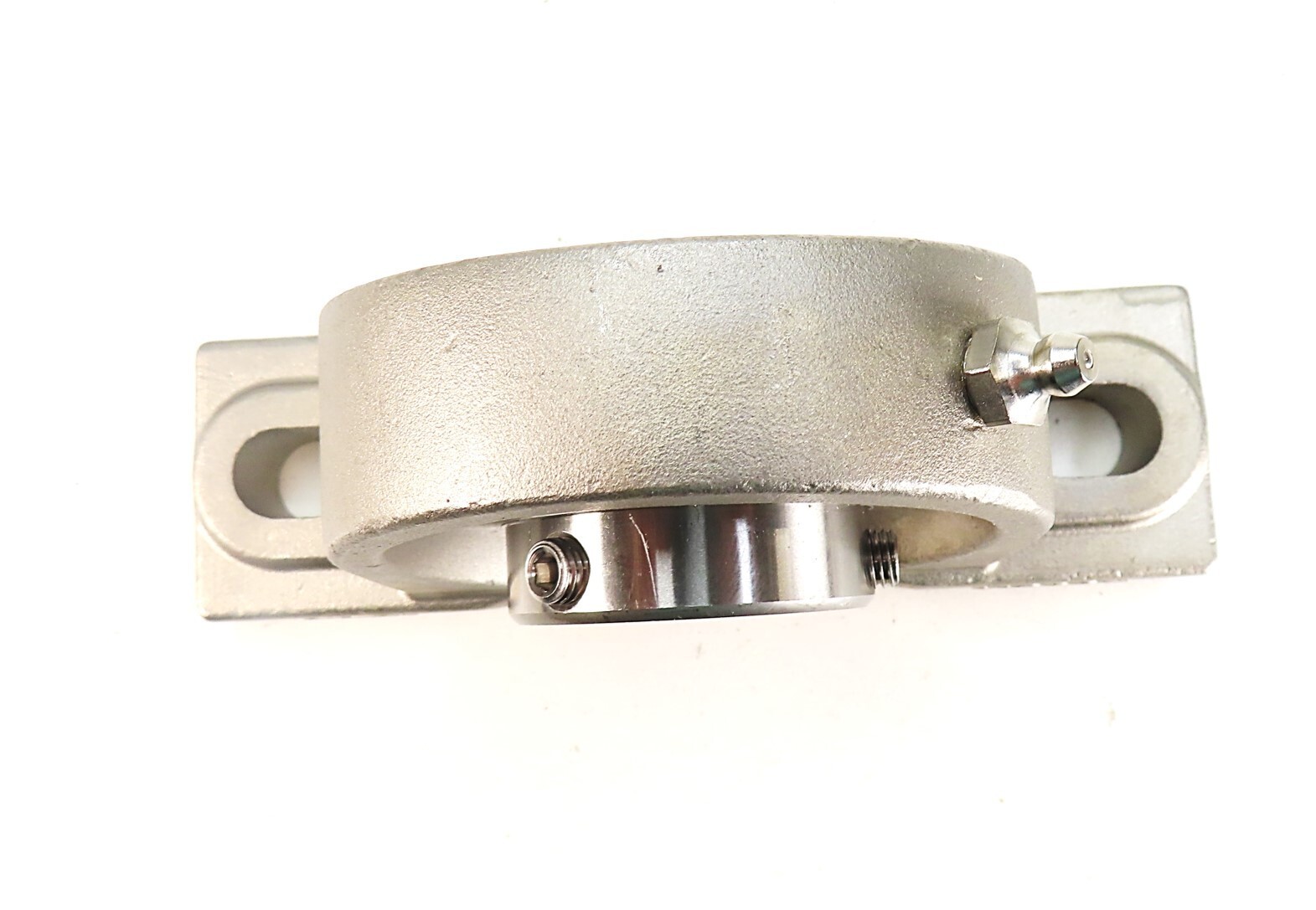 AMI Bearings MUCP207-20 2-Bolt Base 1-1/4 in Bore 304 Stainless Steel NEW IN BOX