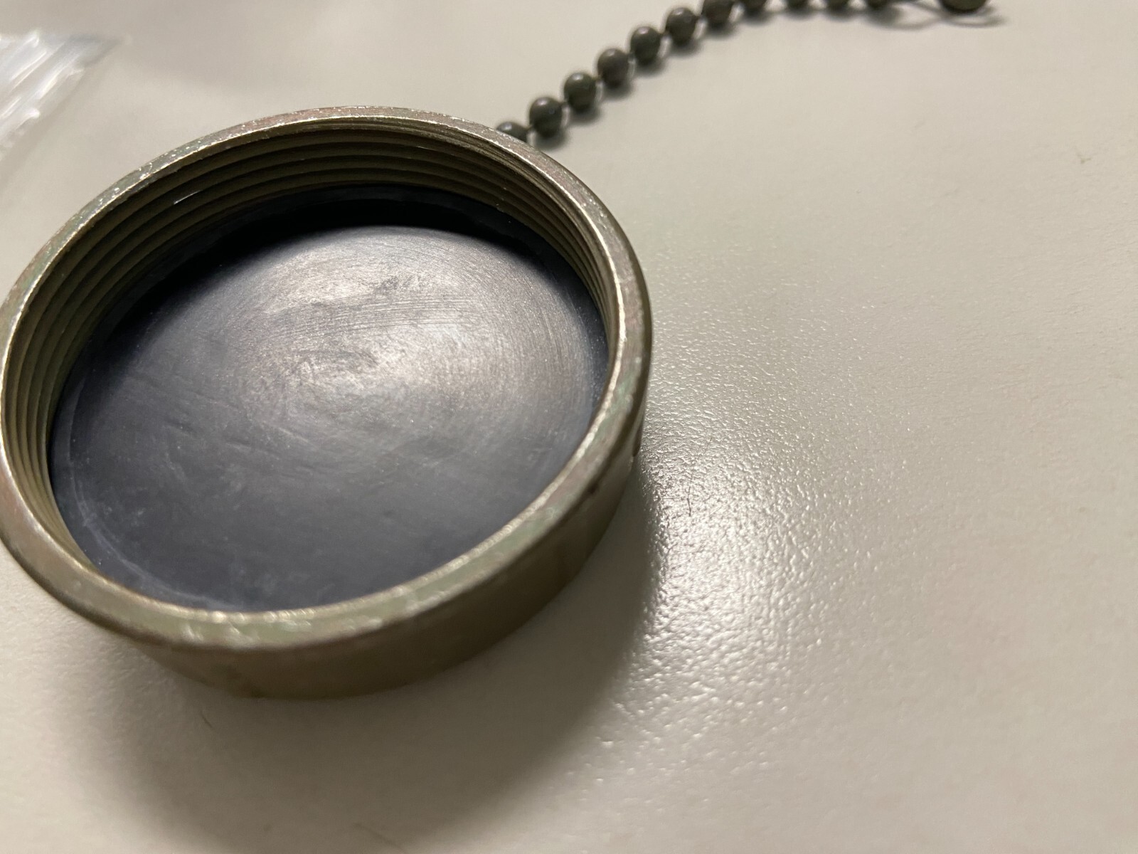 AMPHENOL 9760-28 METAL PROTECTION MILLITARY CAP/PLUG 9760-028