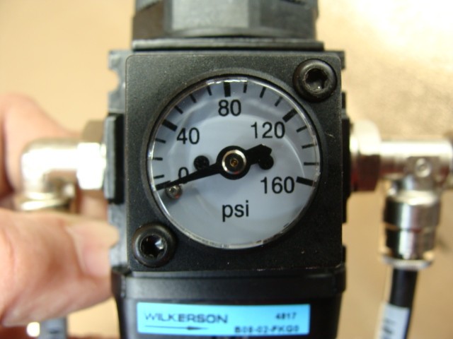 WILKERSON PNEUMATIC FILTER REGULATOR B08-02-FKG0 150PSIG MAX