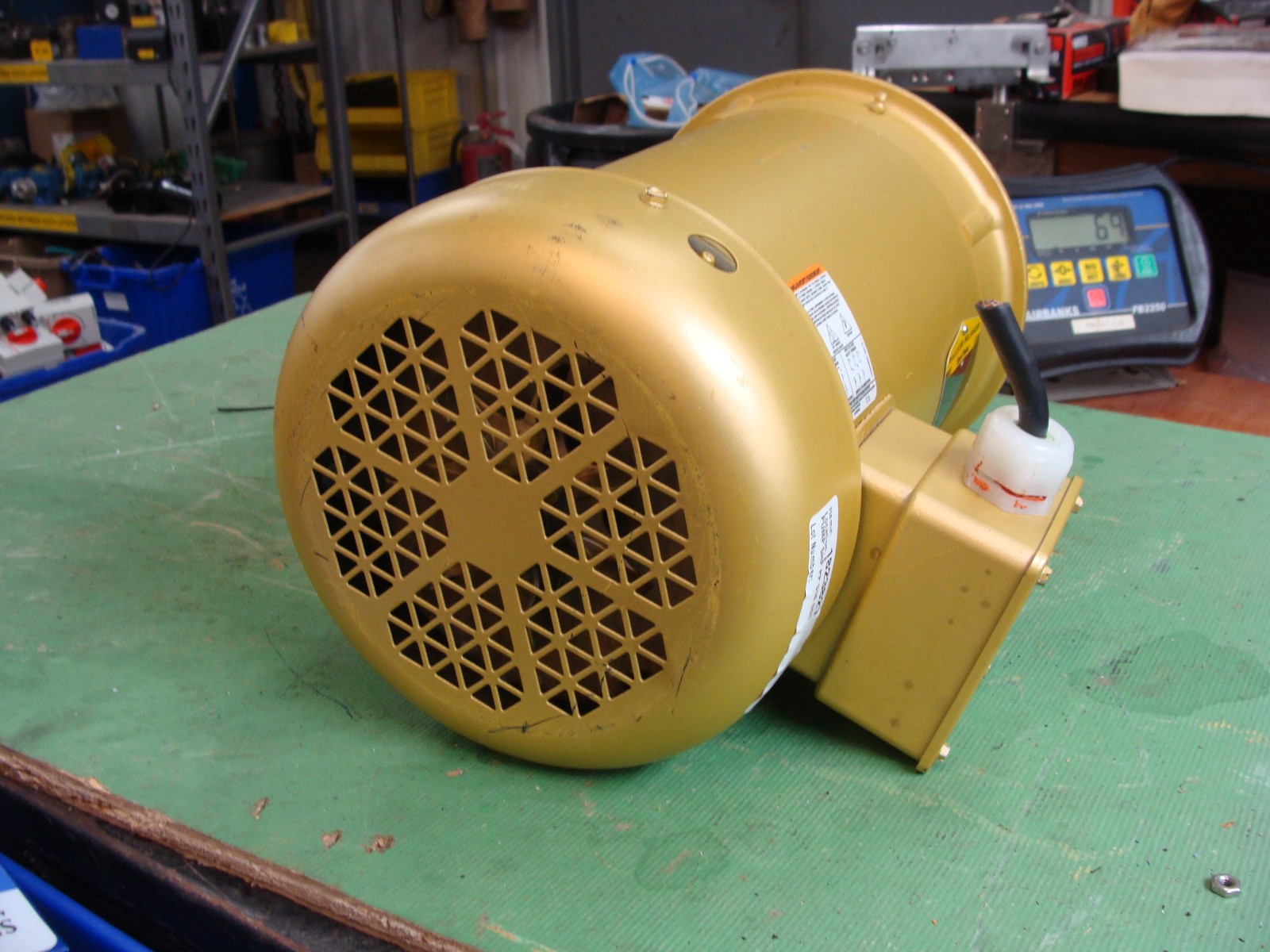 BALDOR RELIANCE SUPER E MOTOR VEM3613T 5HP 230/460V 11.8/5.9A 3450RPM 3PH