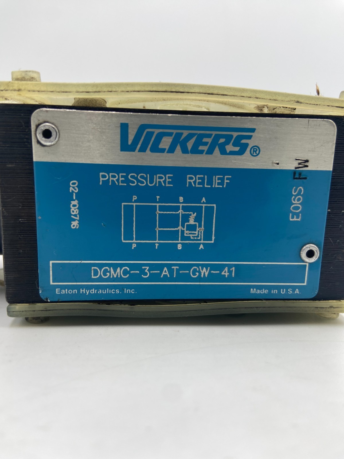 Vickers – Pressure Relief – 02-108716, DGMC 3 AT GW 41 – Genuine – New