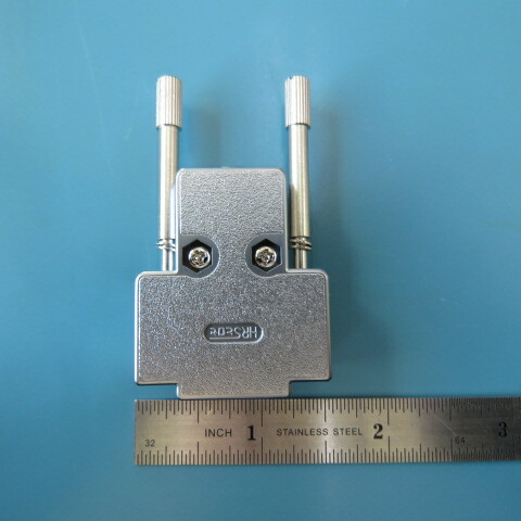 HIROSE HDE-CTH1(4-40) Qty of 1 per Lot PLUG CASE W/HAND TGHTNG SCREWS FOR 9PIN