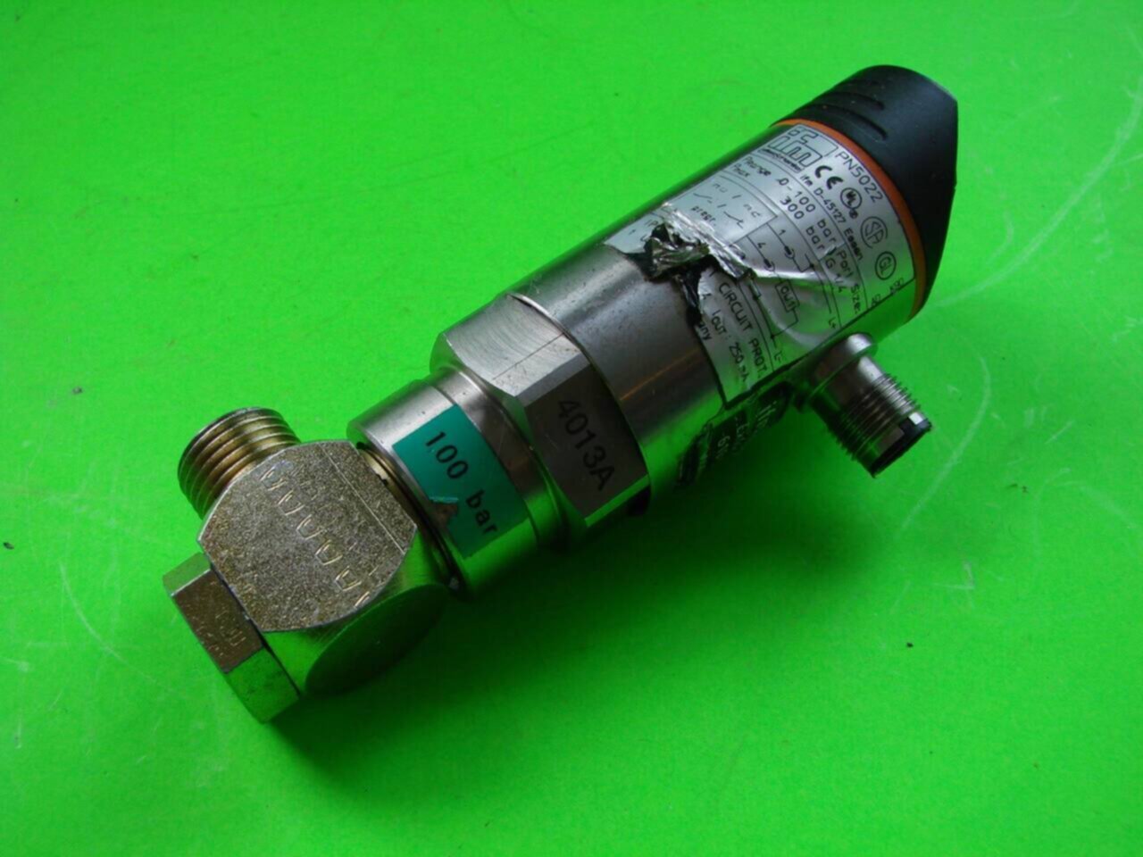 IFM EFECTOR Pressure Monitor PN5022 Used #8565