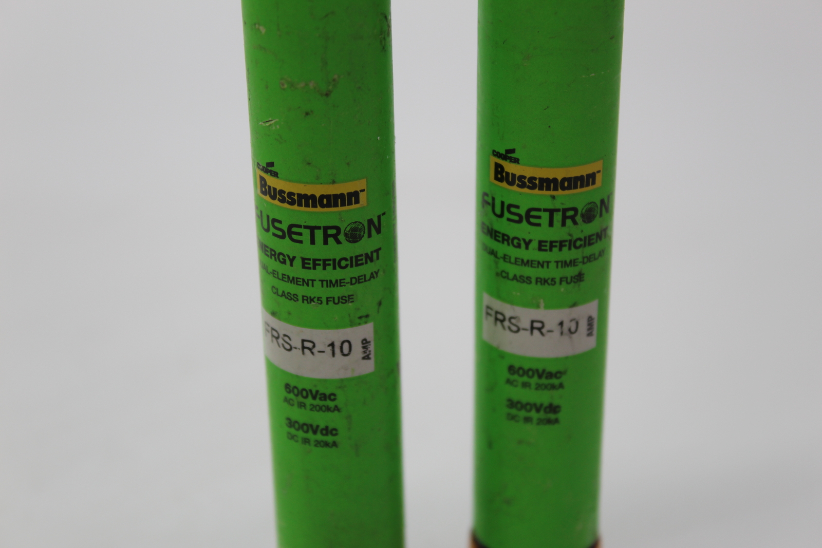 BUSSMANN FRS-R-10 FUSE GREEN LOT OF 2 NSNP