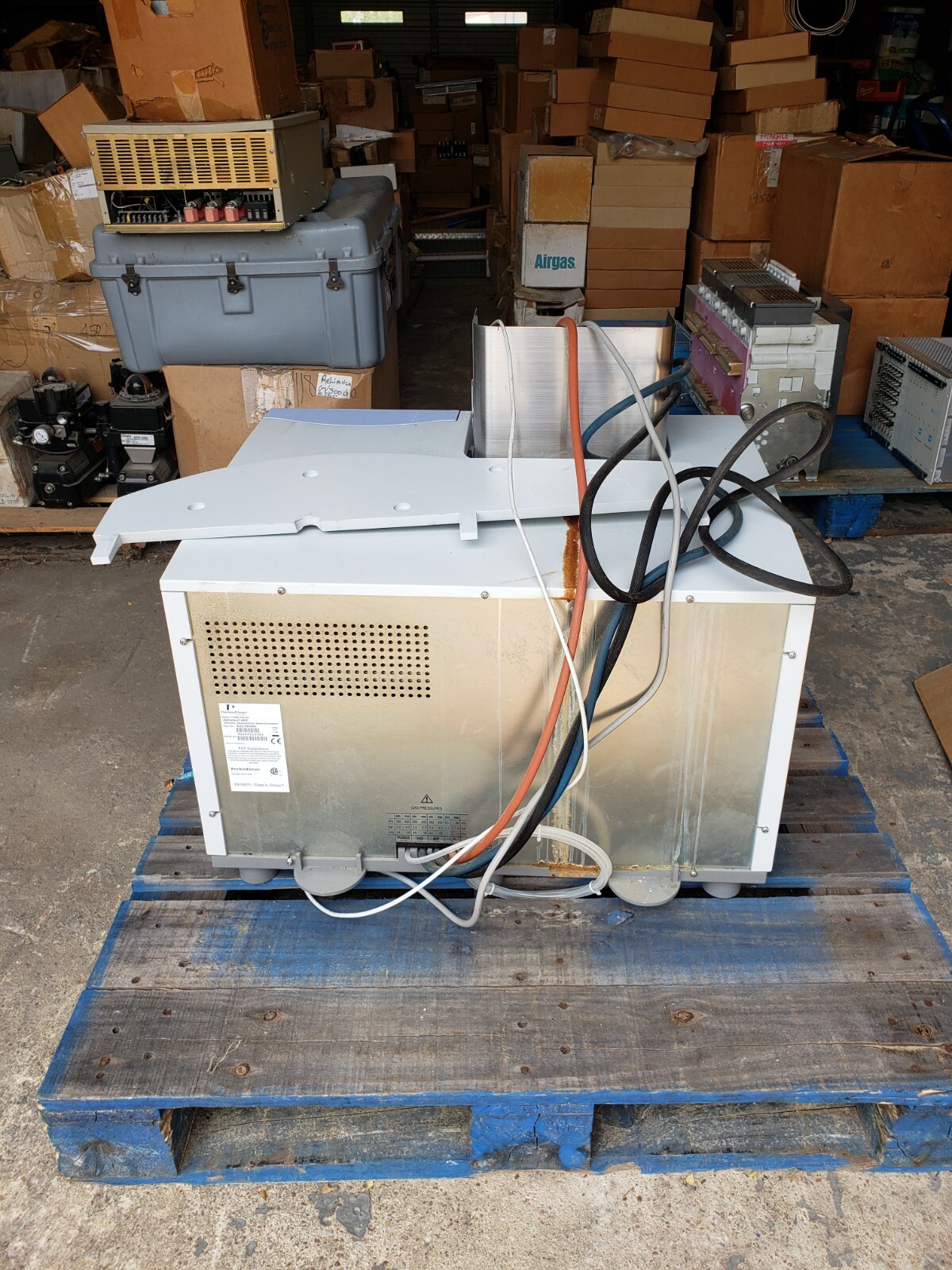 PERKIN ELMER ANALYST 400 B3150080 ATOMIC ABSORPTION SPECTROMETER
