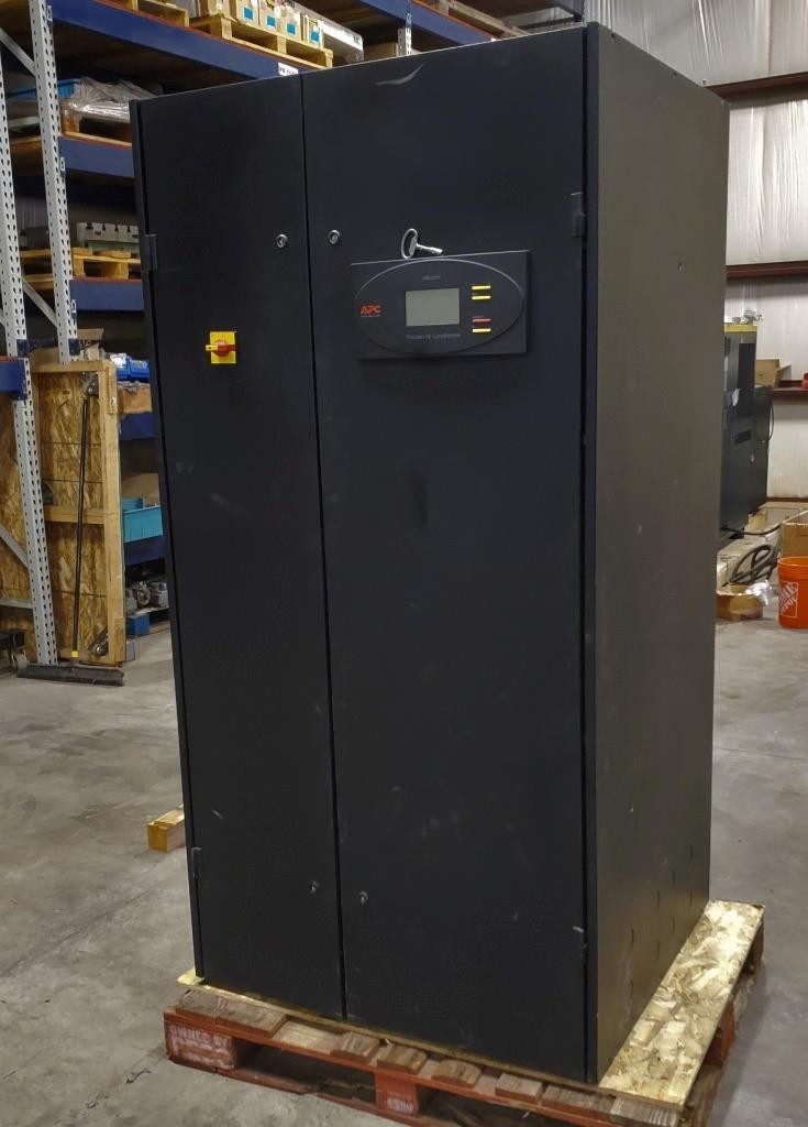 APC PG211D-KAXXX-H3XXX Precision InRoom AC 460V 3Ph 73500 BTU