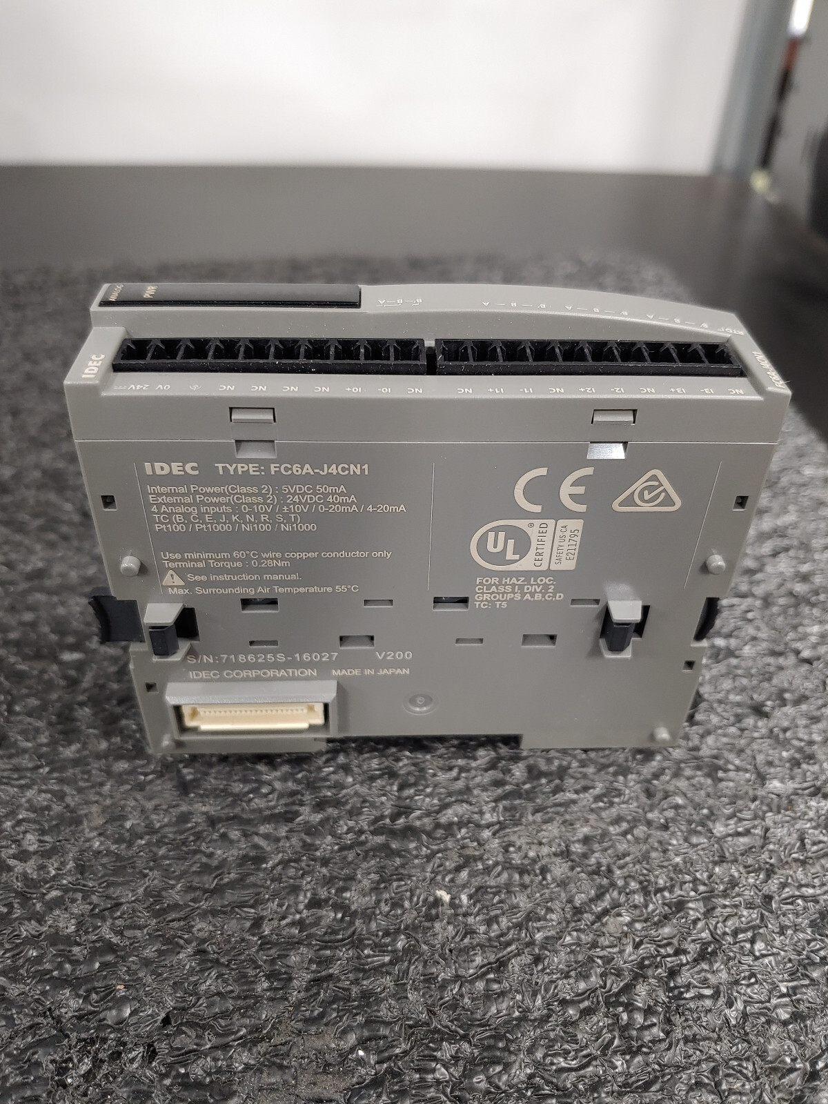 IDEC FC6A-J4CN1 FC6A MicroSmart PLC 4pt Universal Analog Input Module