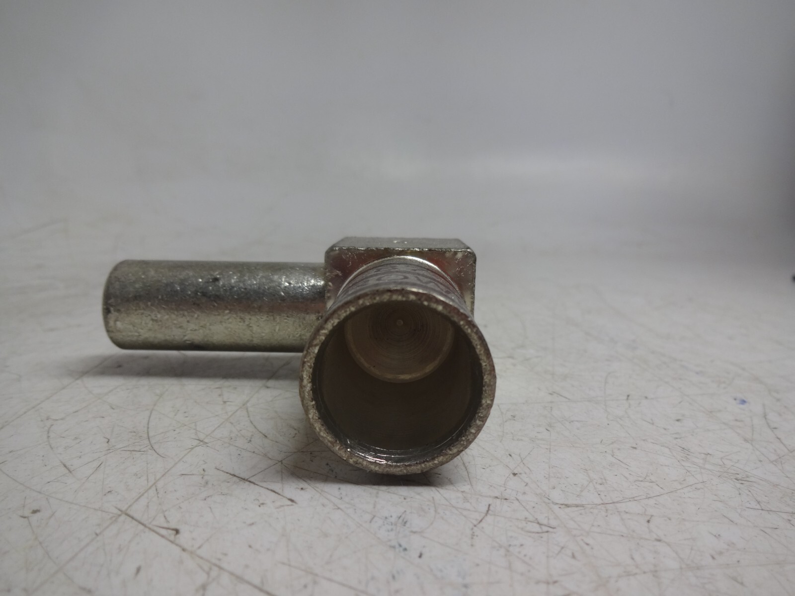 Thomas & Betts FLAG500 / Uninsulated Flag Connector Body