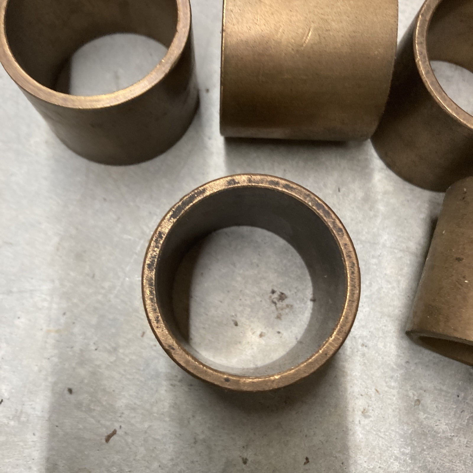 5! AA-1715-6 Oil Impregnated Bronze Sleeve 1-1/4 ID x 1-3/4 OD x 1-1/2 L Oilite