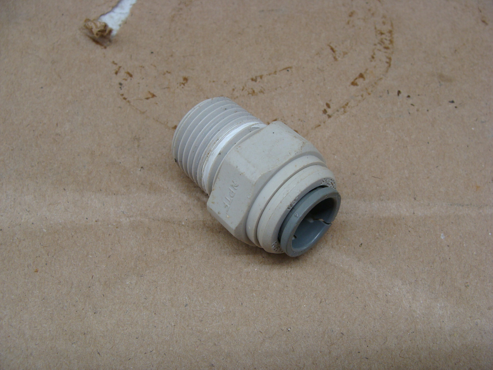 LOT OF 20 JOHN GUEST UNION ADAPTORS 1/2″ TUBE SK266-001 PNSF-51
