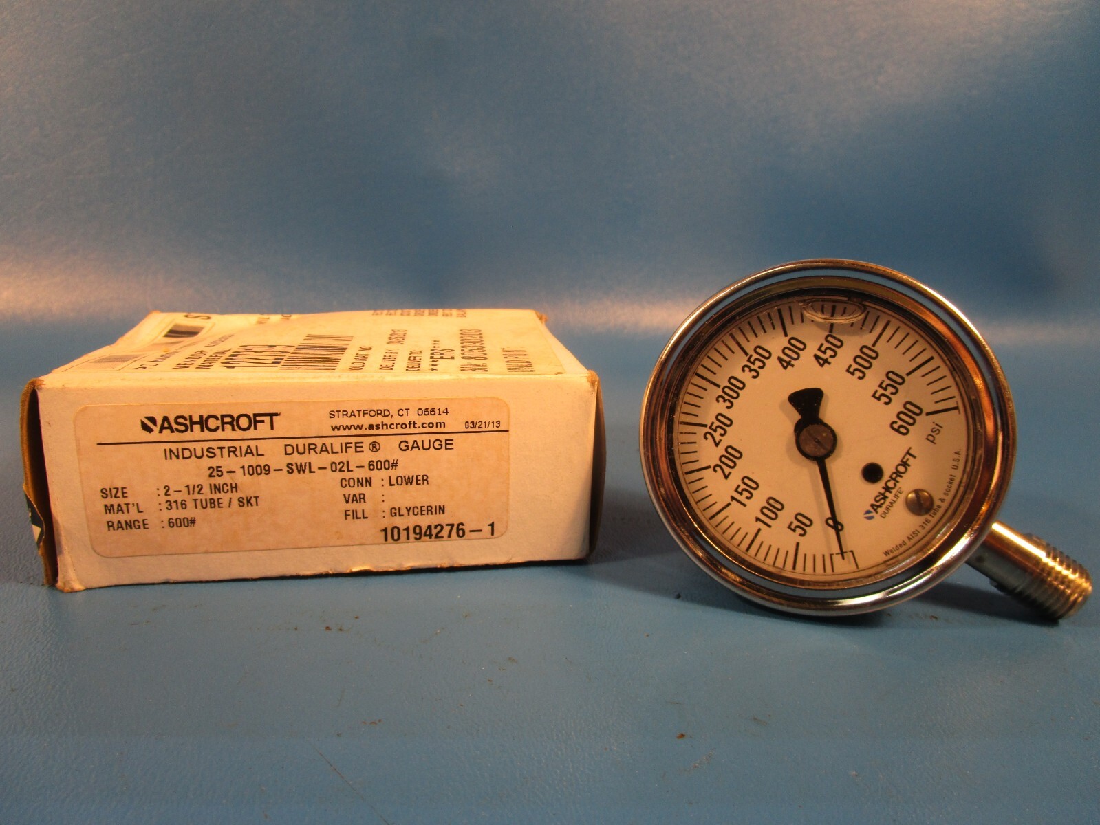 Ashcroft 25-1009-SWL-02L-600, 1009 Industrial Pressure Gauge, 8912, 2-1/2″