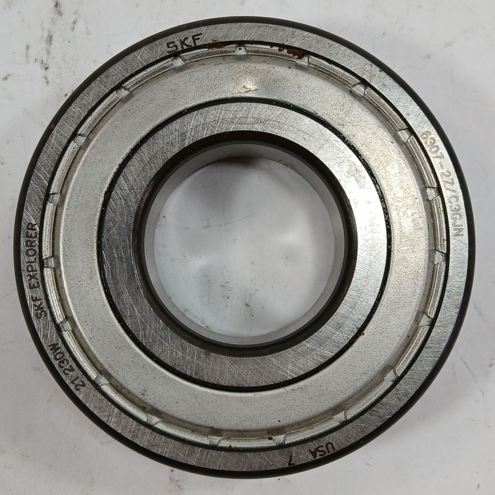 1 NEW SKF 6307-2Z/C3GJN DEEP GROOVE METAL SHIELDED BALL BEARING NNB *MAKE OFFER*