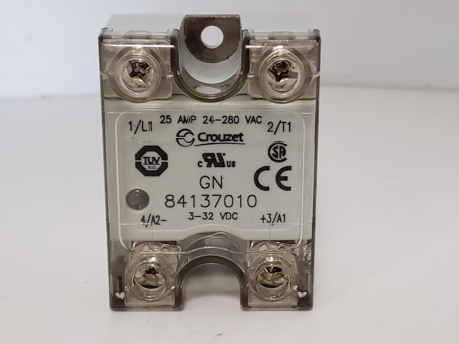 CROUZET GN84137010 SOLID STATE RELAY 25A 24-280VAC 3-32VDC NIB