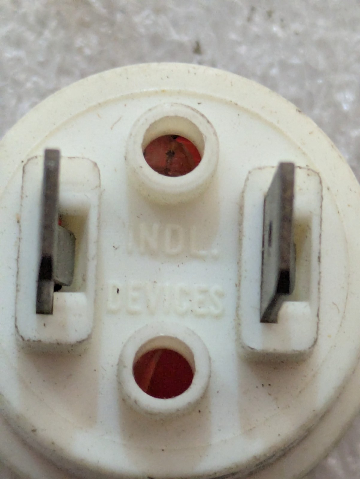 Chicago Miniature 2620QK1 Red Neon Panel Indicator Light 125VAC Industrial OEM