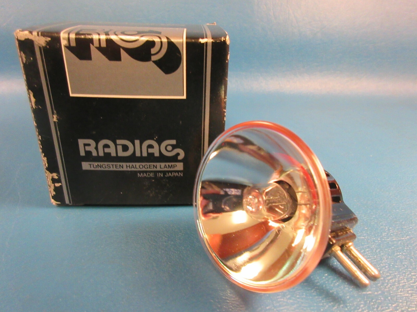Radiac ELS Photo Stage Projevctor Lamp, 16V-50W Sylvania/GE