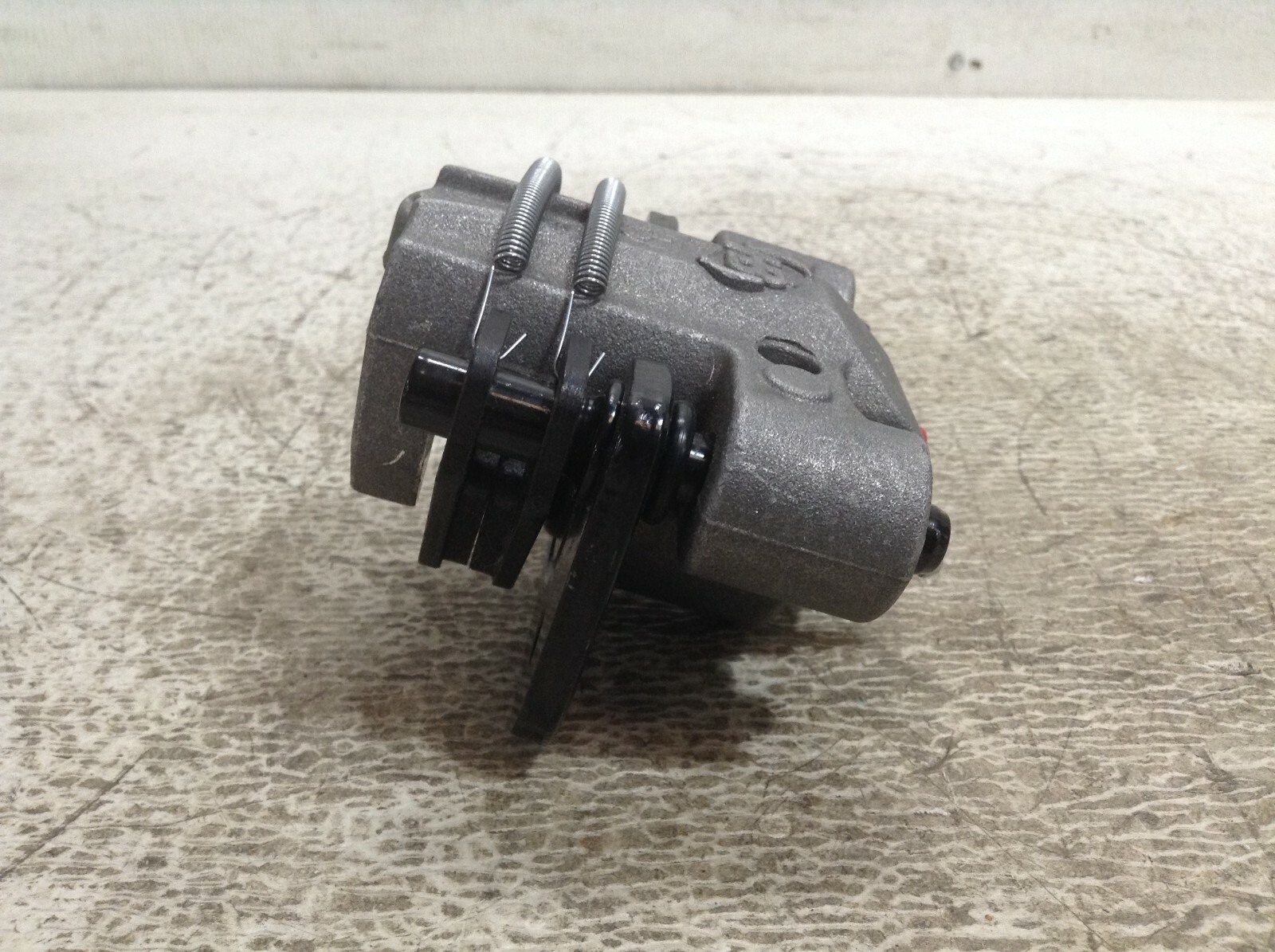Hayes 614875 Right Side Passenger Side Brake Caliper Assy Ezgo 2Five New (TSC)