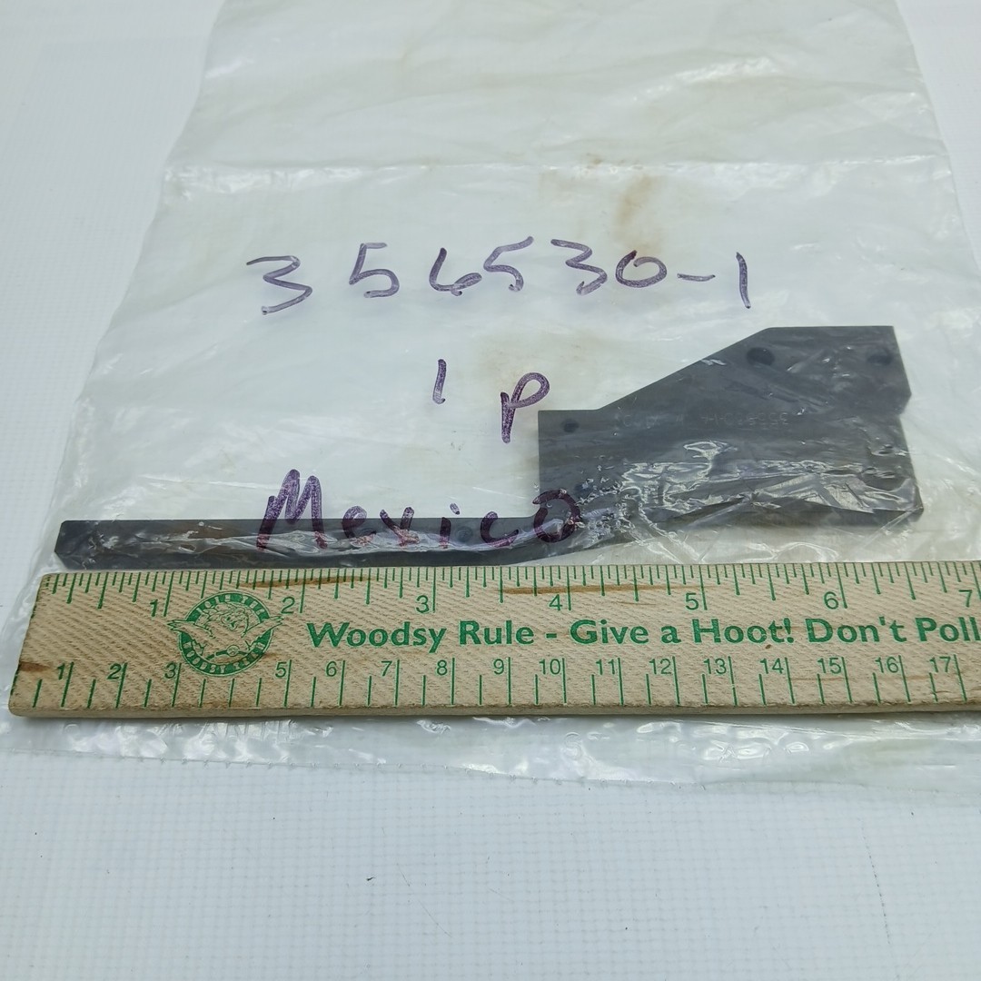TE Connectivity / AMP Brand 356530-1-A Guide Stacker Right Mouser 571-356530-1