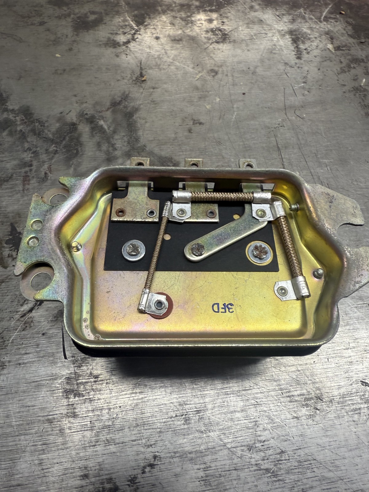 (New) Wai Regulator 81-1902
