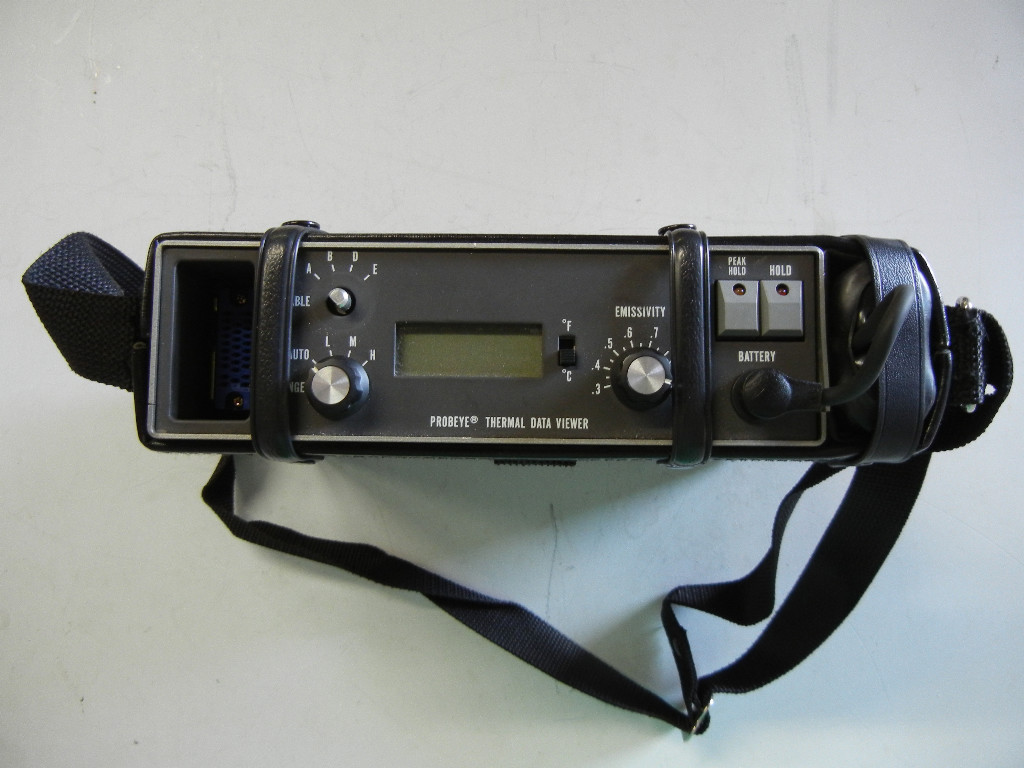 HUGHES AIRCRAFT PROBEYE 686 INFRARED DATA VIEWER