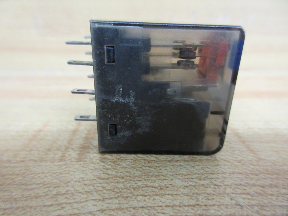 Entrelec Schiele PTL70024 Relay