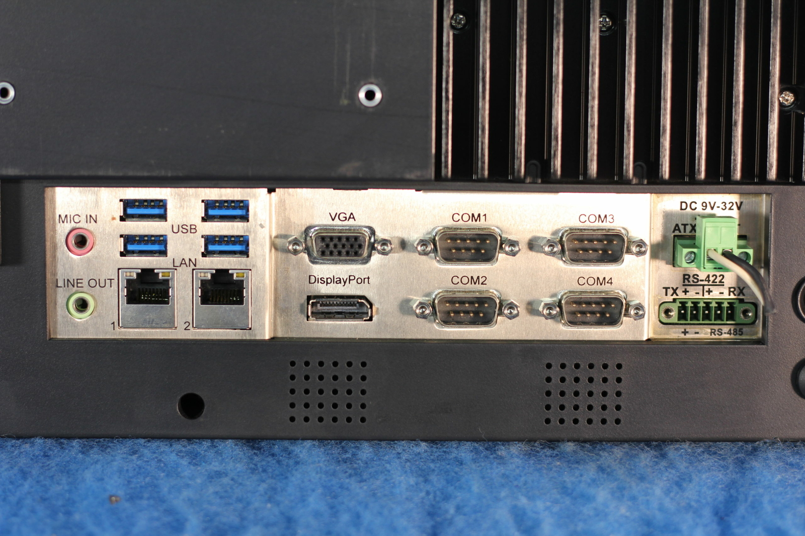 Advantech PPC-4151W / PPC-4151W-P5AE 16.5″ Wide Screen Panel 90 Day Warranty