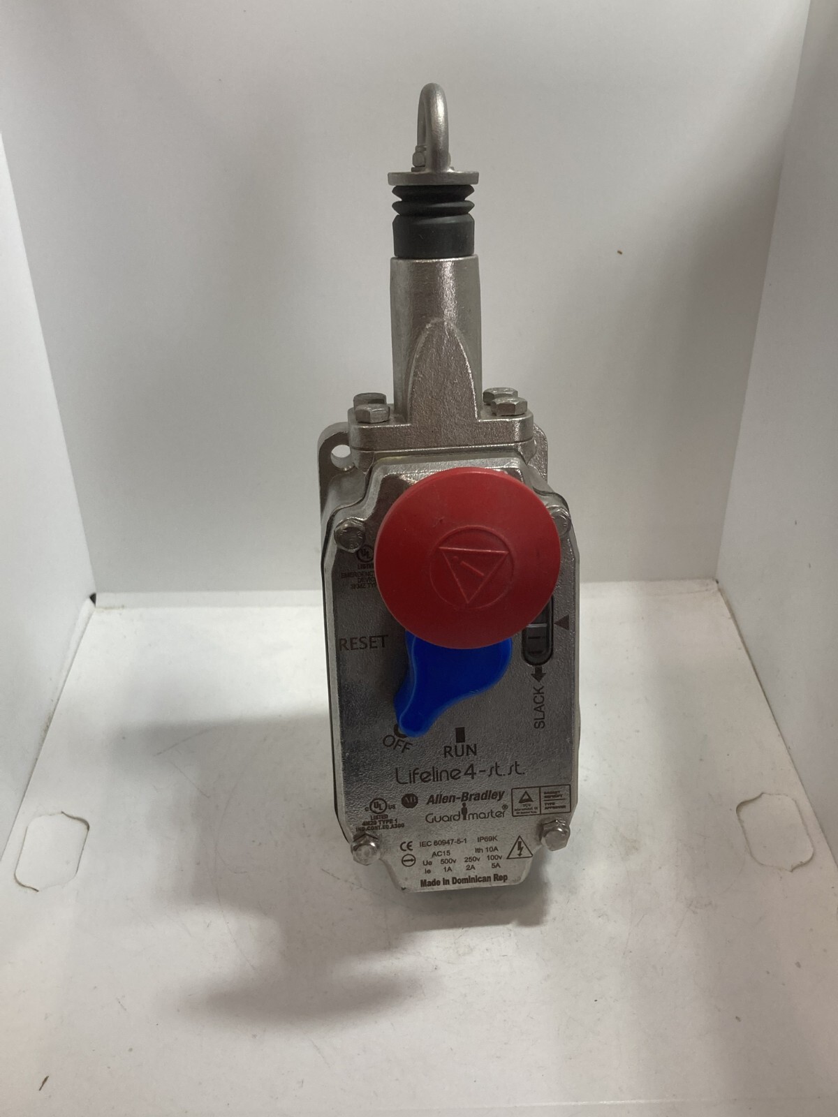 ALLEN BRADLEY 440E-L22BNST CABLE PULL LIFELINE4-ST 2NO/2NC 1/2 IN NPT 75M L SS